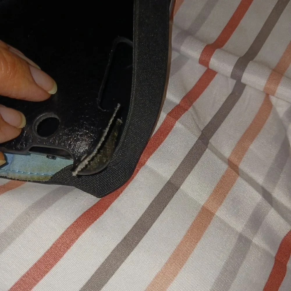 Logitech I-Pad Keyboard   - Picture 7 of 11